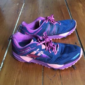 Brooks Running Sneakers size 7.5